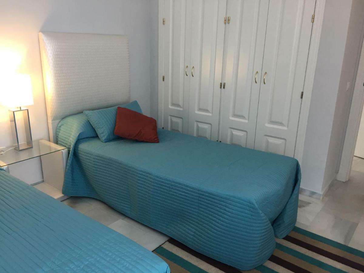 Beautiful 2 Bedroom Apartment @ Puerto Banus! Marbella Dış mekan fotoğraf